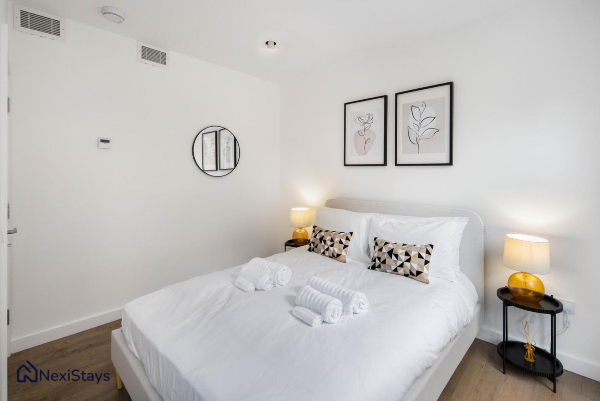1 Min Walk To Euston Station, Modern Townhouse Apartman London Kültér fotó