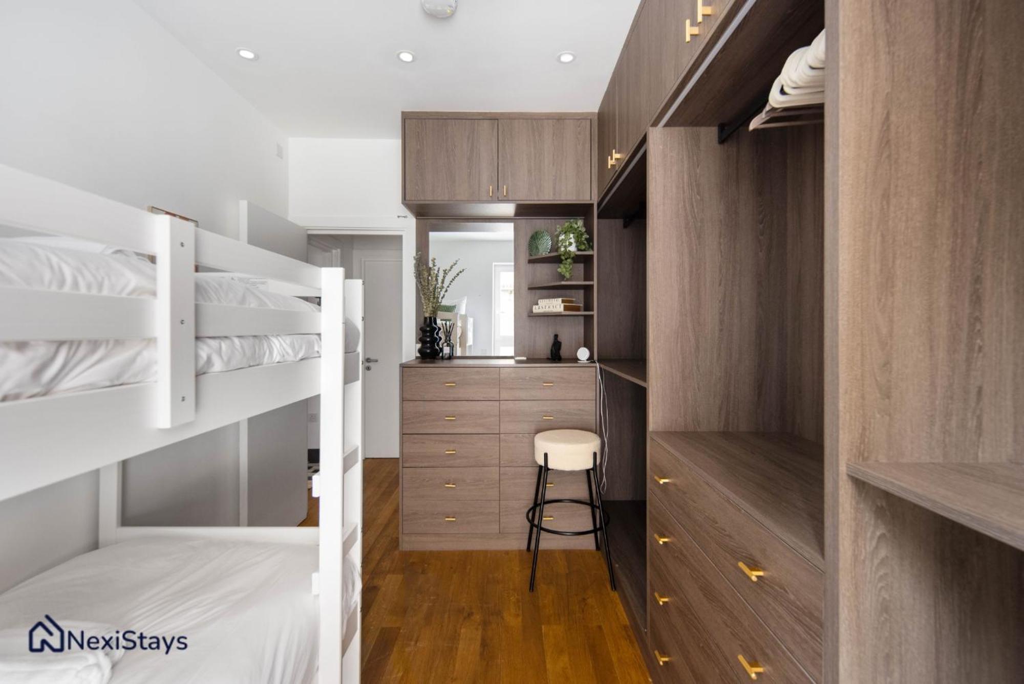1 Min Walk To Euston Station, Modern Townhouse Apartman London Kültér fotó